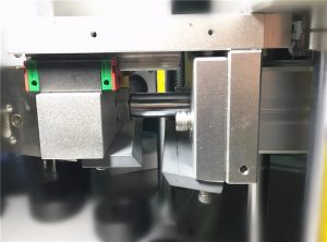 प्रचंड कंपनसंख्या असलेल्या (ध्वनिलहरी) सीलिंग कॉस्मेटिक ट्यूब फिलिंग मशीन